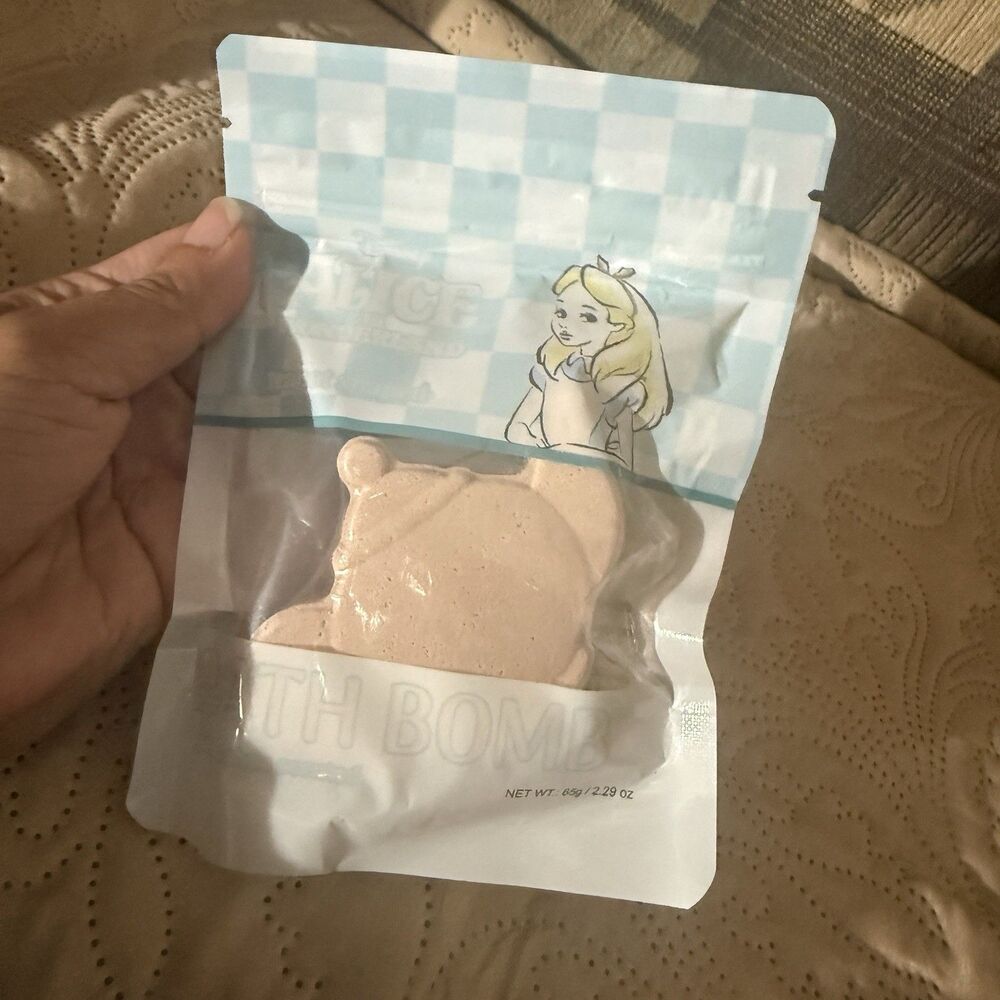 5/$25 rare alice in wonderland Bath Bomb Teapot Pink blue bag gift disney A9